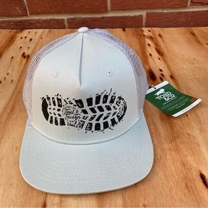 TOAD & CO MENS ADVENTUREMOBILE TRUCKER CAP CHROME COLOR OS NWT